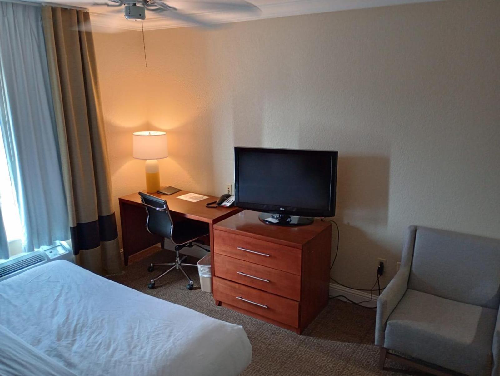 Samir Stay At Nw Expressway Oklahoma City Buitenkant foto